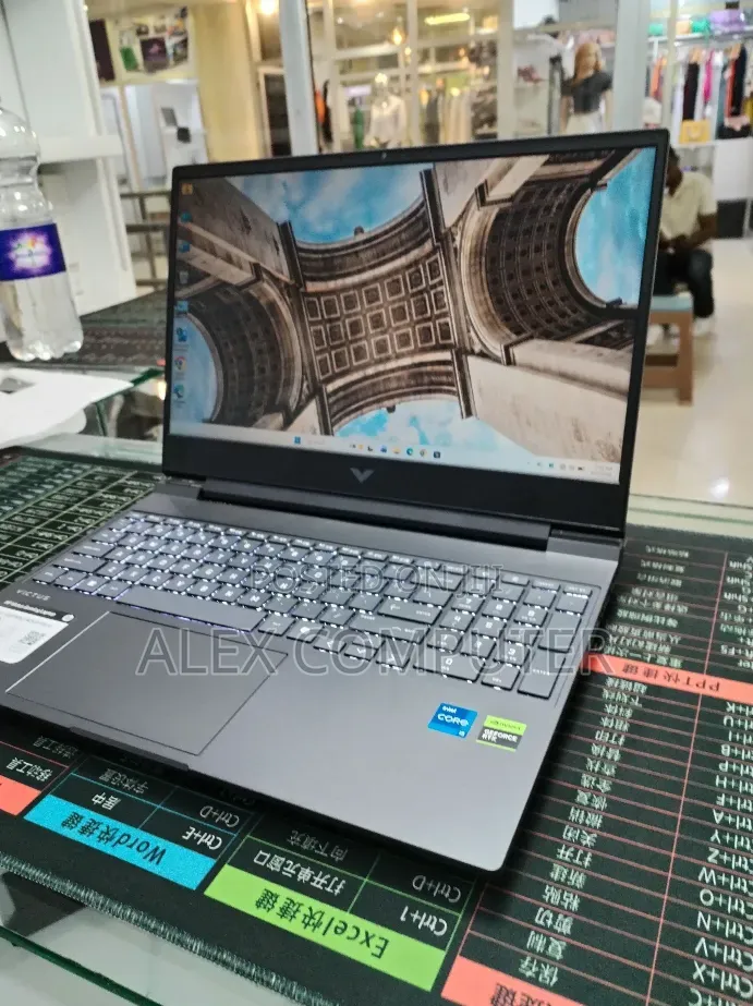 New Laptop HP Victus 15 16GB Intel Core i5 SSD 512GB