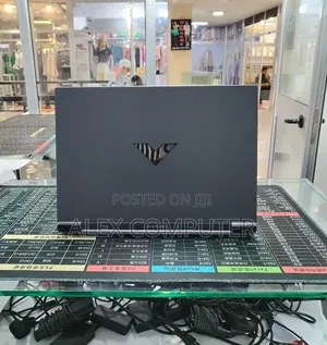 New Laptop HP Victus 15 16GB Intel Core i5 SSD 512GB