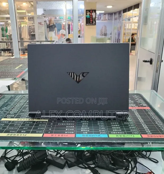 New Laptop HP Victus 15 16GB Intel Core i5 SSD 512GB
