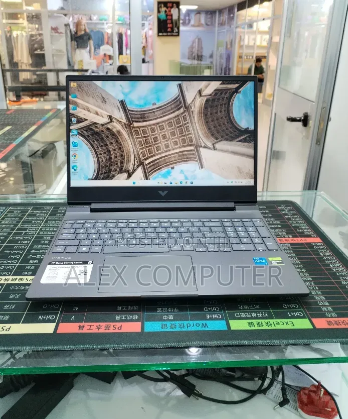 New Laptop HP Victus 15 16GB Intel Core i5 SSD 512GB