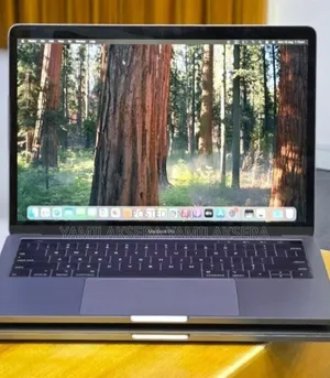 New Laptop Apple MacBook Pro 2019 16GB Intel Core i5 SSD 512GB