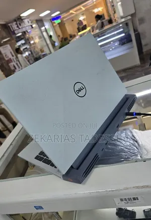 New Laptop Dell G15 5510 16GB Intel Core i7 SSD 512GB