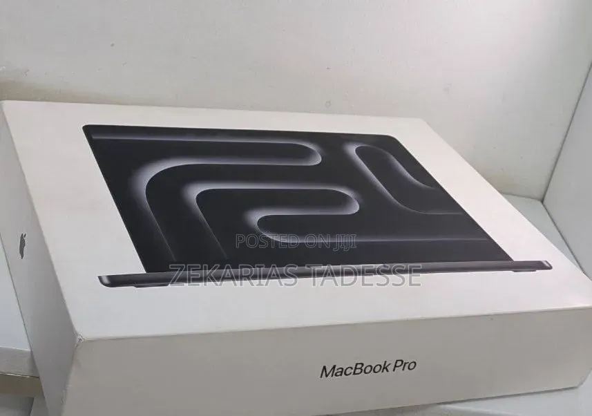 New Laptop Apple MacBook Pro 2024 M4 Pro 24GB Apple M4 Pro SSD 1T