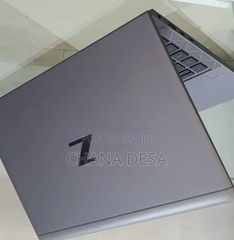 New Laptop HP ZBook 14 16GB Intel Core i5 SSD 512GB