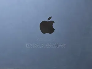 New Laptop Apple MacBook Air 2022 M2 16GB Apple M2 SSD 256GB