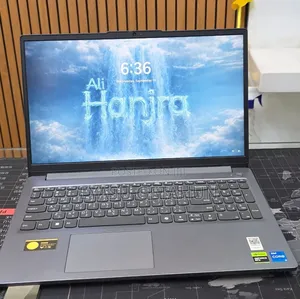 New Laptop Lenovo LOQ 15AHP10 12GB Intel Core i5 SSD 512GB