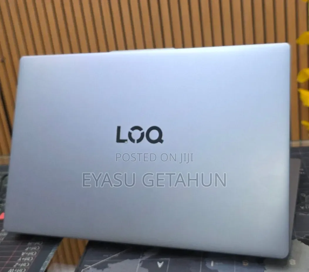 New Laptop Lenovo LOQ 15AHP10 12GB Intel Core i5 SSD 512GB