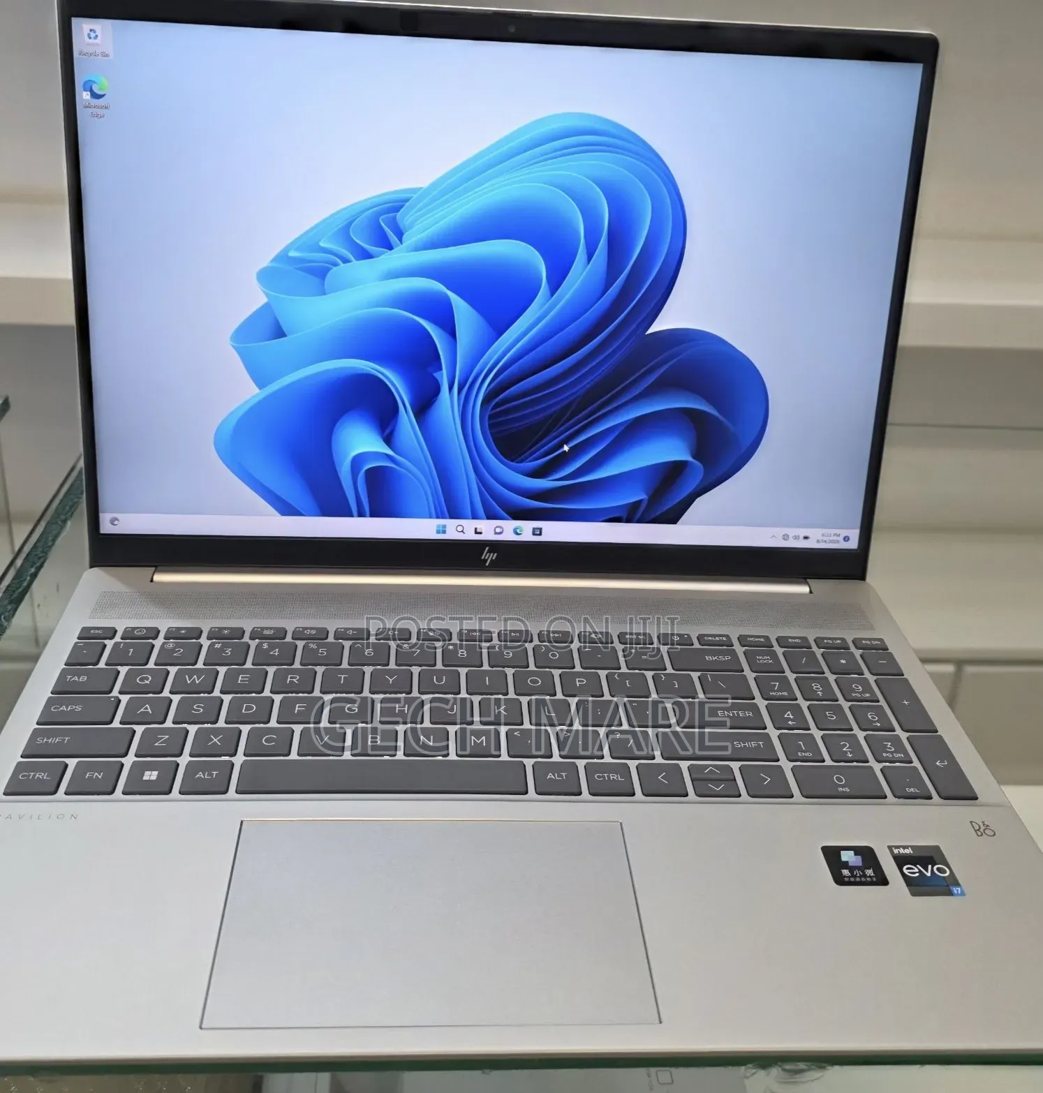 New Laptop HP Pavilion 15 16GB Intel Core i7 SSD 512GB