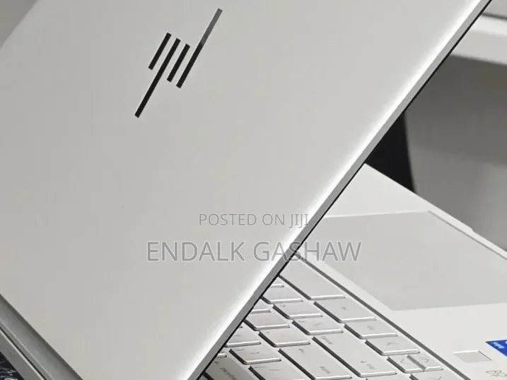New Laptop HP Pavilion 14 16GB Intel Core i7 SSD 1T