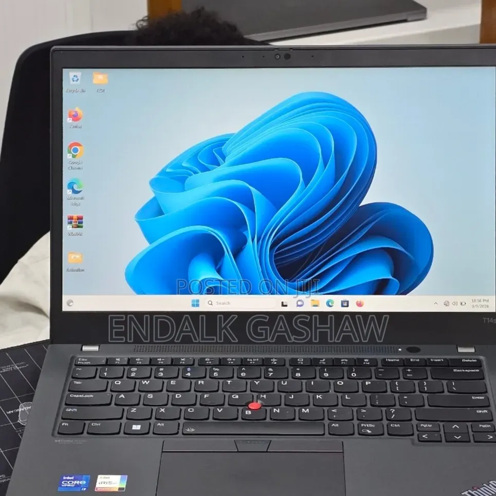 New Laptop Lenovo ThinkPad T14s Gen 2 32GB Intel Core i7 SSD 512GB