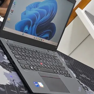 New Laptop Lenovo ThinkPad T14s Gen 2 32GB Intel Core i7 SSD 512GB