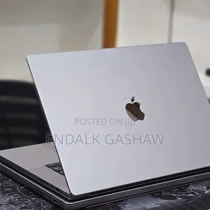 New Laptop Apple MacBook Pro 2021 M1 32GB Apple M1 SSD 512GB