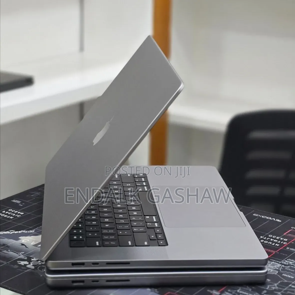 New Laptop Apple MacBook Pro 2021 M1 32GB Apple M1 SSD 512GB