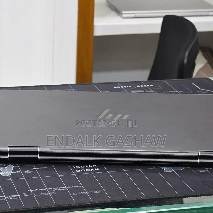 New Laptop HP Spectra 13 16GB Intel Core i7 SSD 512GB