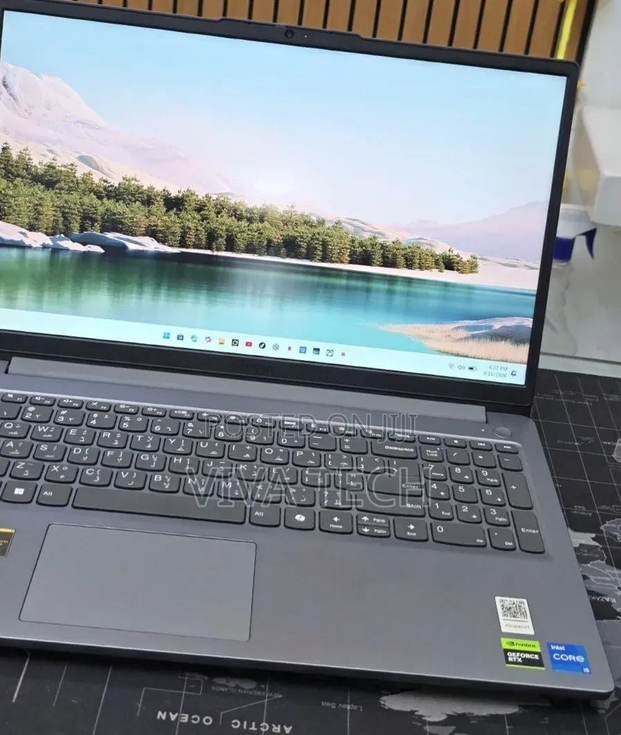 New Laptop Lenovo LOQ 15IRH8 12GB Intel Core i5 SSD 512GB