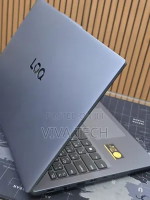 New Laptop Lenovo LOQ 15IRH8 12GB Intel Core i5 SSD 512GB