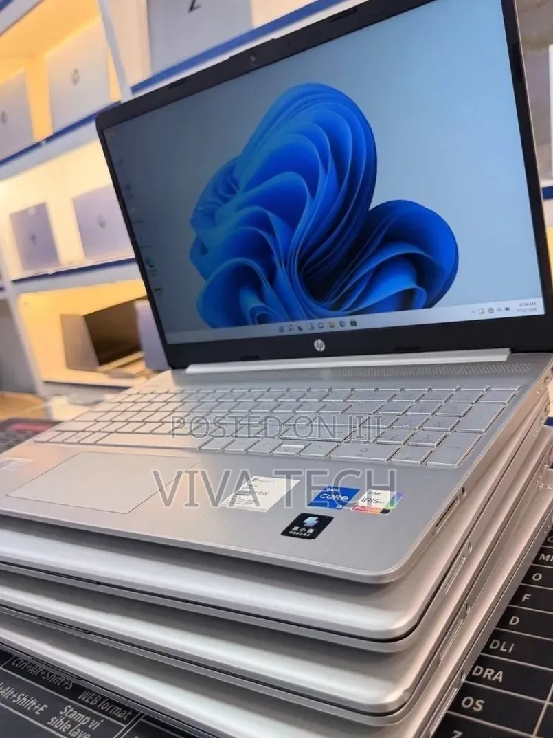 New Laptop HP Stream Notebook 16GB Intel Core i5 SSD 512GB