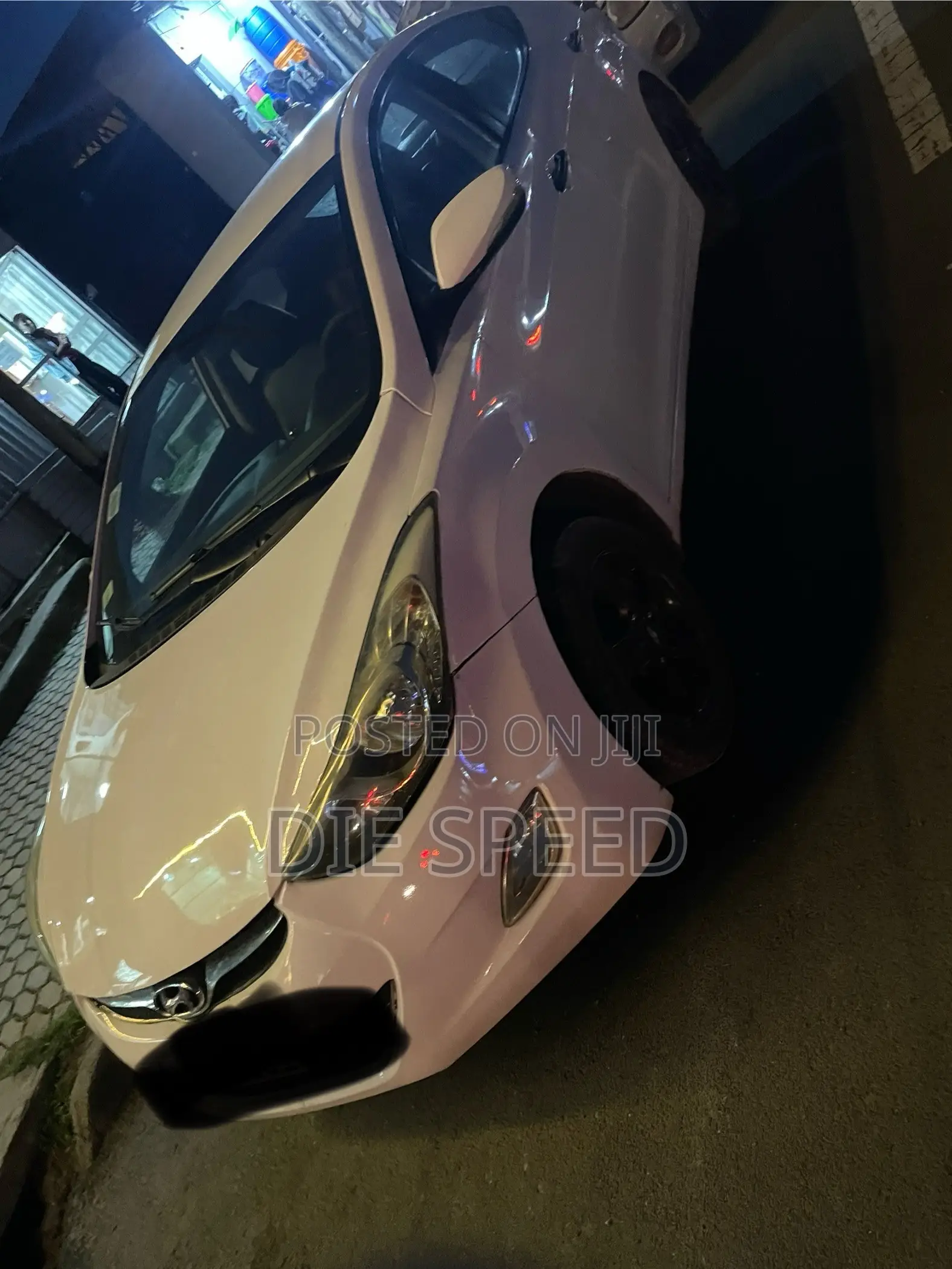 Hyundai Avante 2011 White