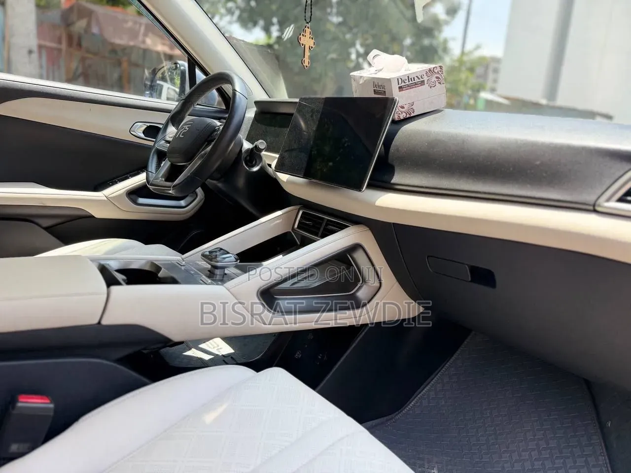 BYD Song Plus 2025 White