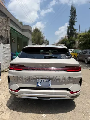BYD Song Plus 2025 White