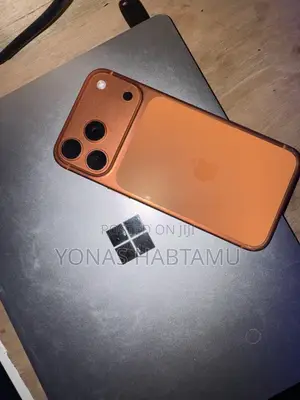 New Apple iPhone 17 Pro Max 256 GB Orange