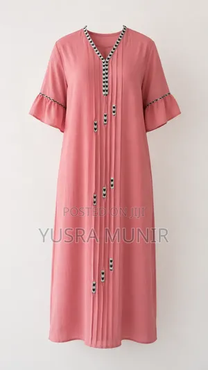 Women's Dress/Thobe From Saudi (Available on Hand)