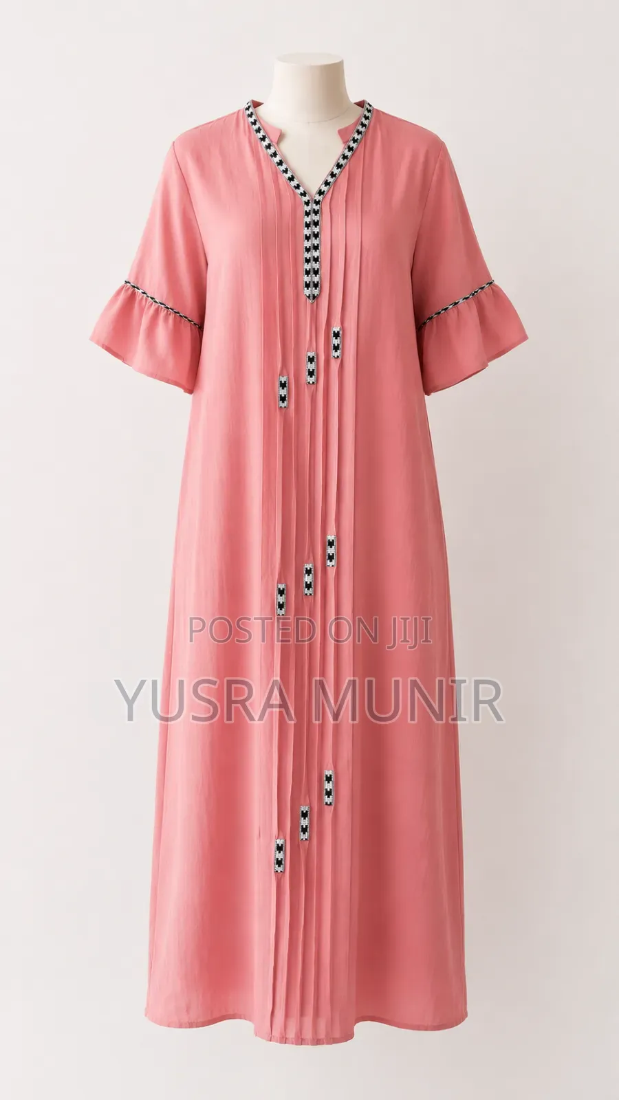 Women's Dress/Thobe From Saudi (Available on Hand)
