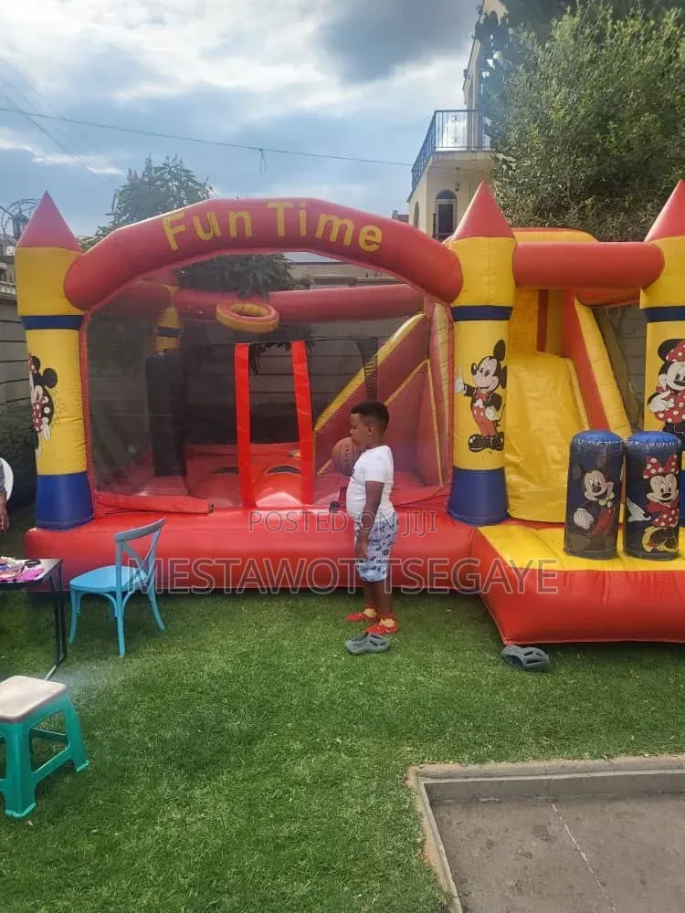 Bouncing Castel for Rent