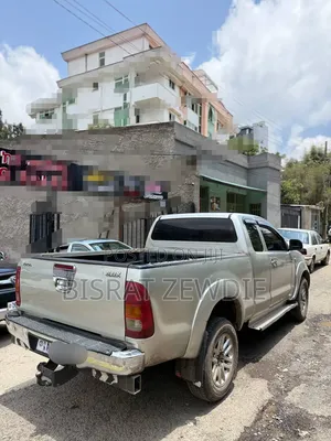 Toyota Hilux 2007 Silver
