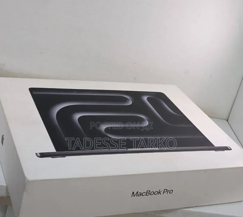 New Laptop Apple MacBook Pro 2024 M4 24GB Apple M4 Pro SSD 1T