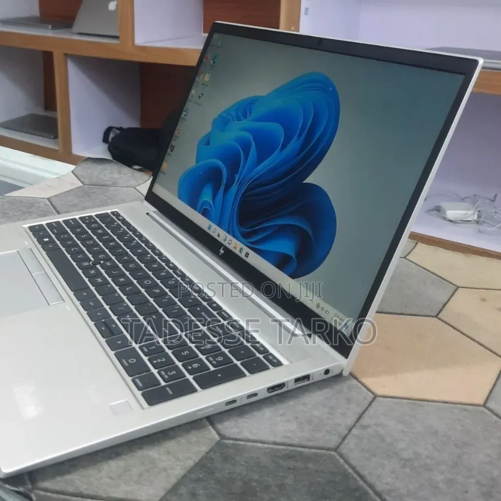 New Laptop HP EliteBook 850 G8 16GB Intel Core i7 SSD 512GB