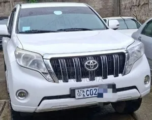 Toyota Land Cruiser Prado 2014 White