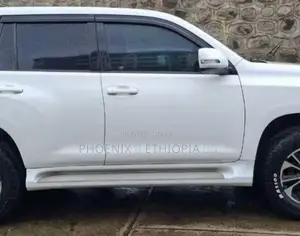 Toyota Land Cruiser Prado 2014 White