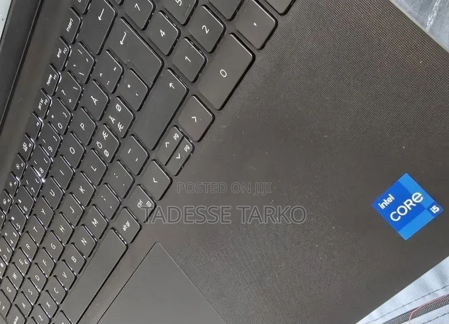 New Laptop Dell Vostro 15 3000 16GB Intel Core i5 SSD 512GB
