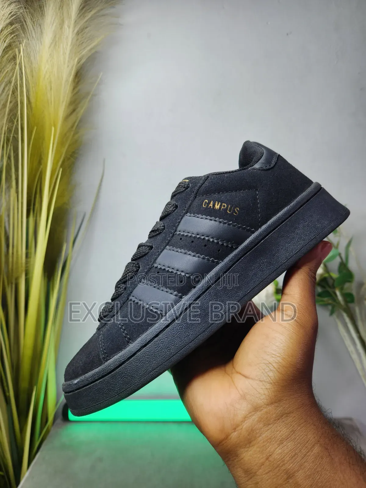 Women’s Size 36 Addidas Campus Sneakers