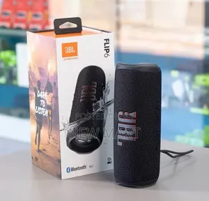 Black JBL Flip 6 Portable Bluetooth Speaker