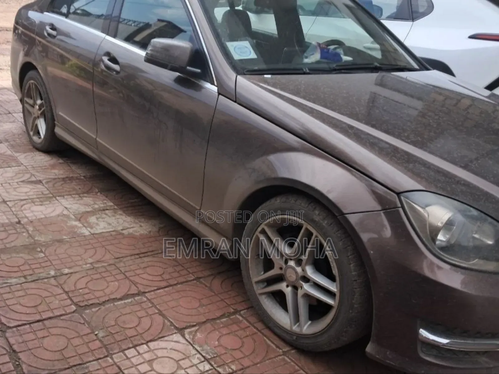 Mercedes-Benz C200 2012 Brown
