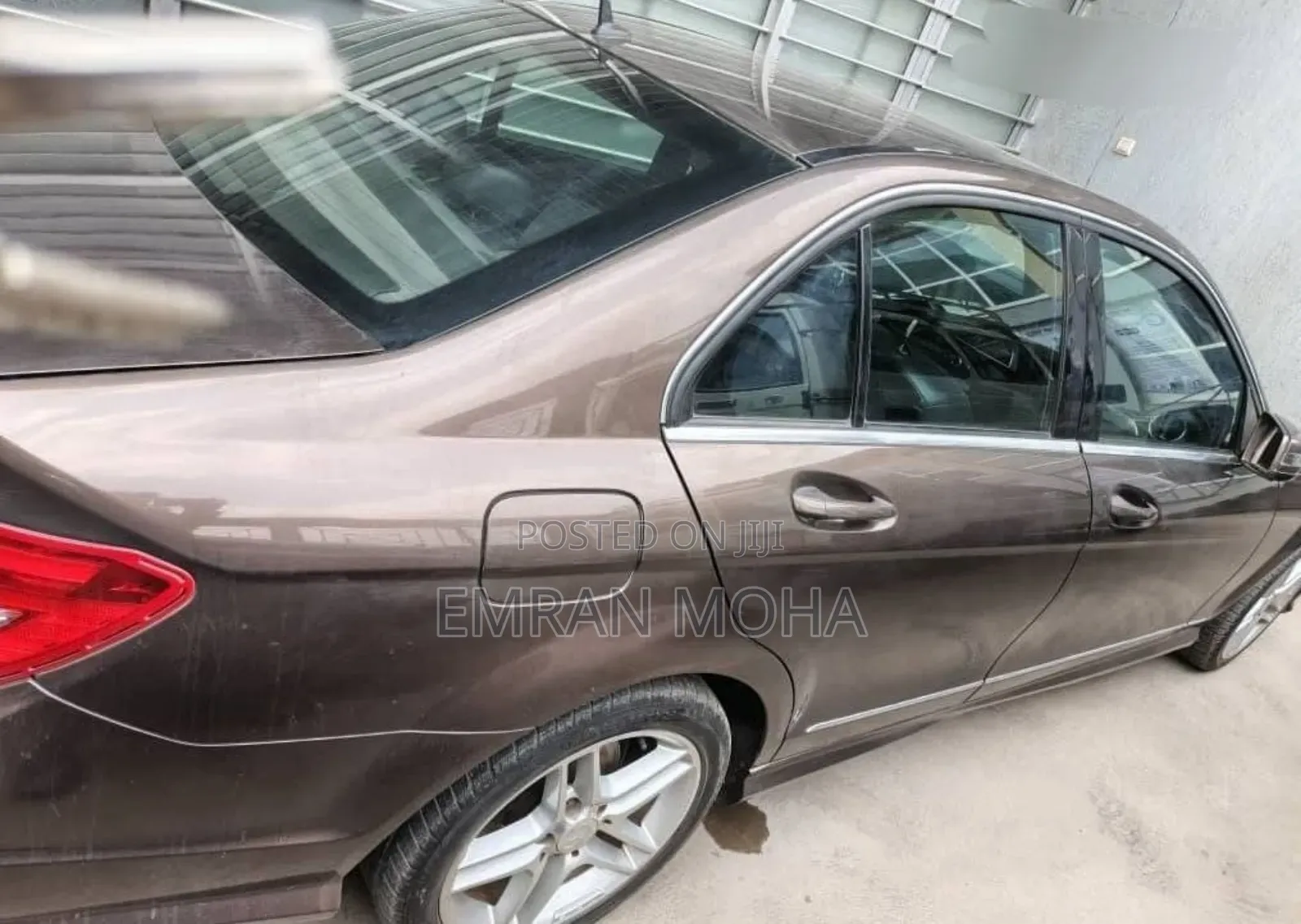 Mercedes-Benz C200 2012 Brown