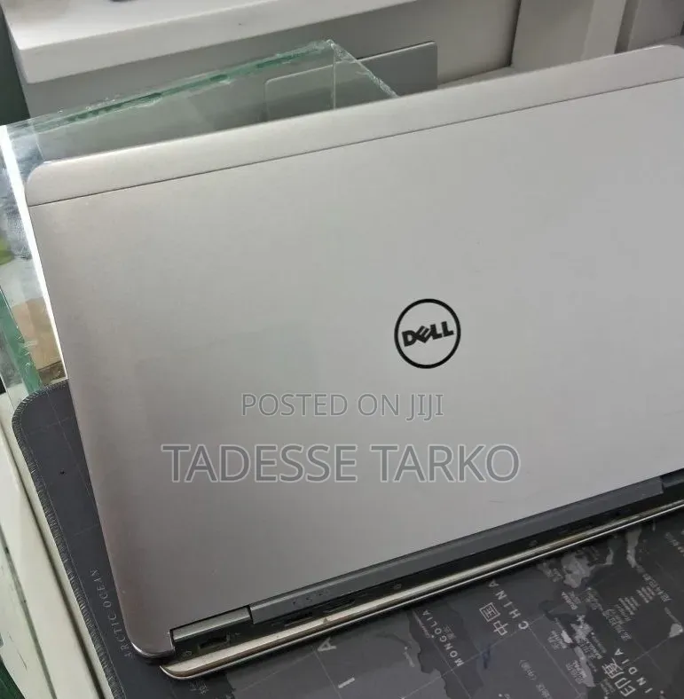 New Laptop Dell Latitude E7240 8GB Intel Core i5 SSD 256GB