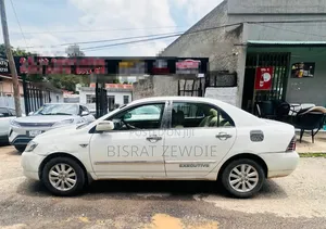 Toyota Corolla 2007 White