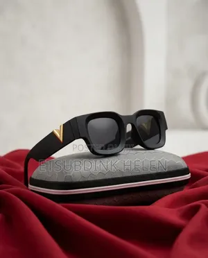 Sunglasses 