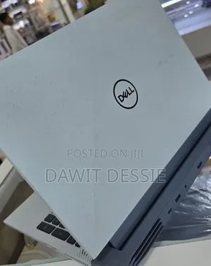 New Laptop Dell G15 5510 16GB Intel Core i7 SSD 512GB