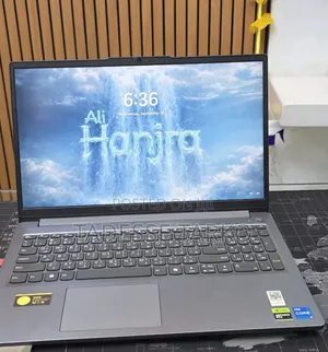 New Laptop Lenovo LOQ 15AHP10 16GB Intel Core i5 SSD 512GB