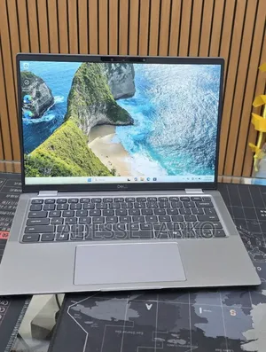 New Laptop Dell Latitude 7450 16GB Intel Core Ultra 7 SSD 512GB