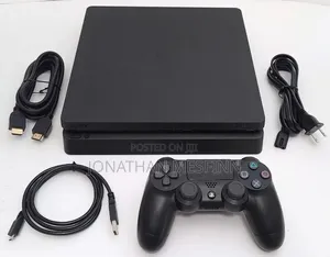 Playstation 4 Slim