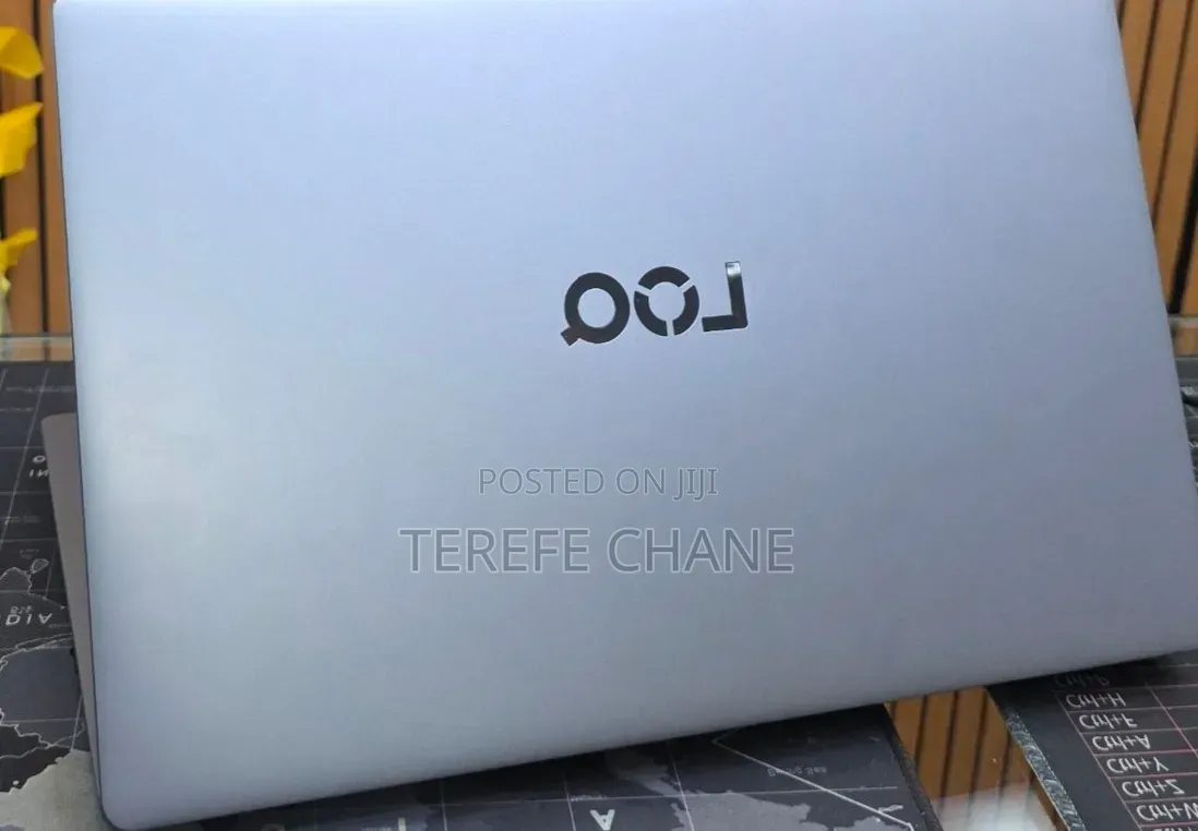 New Laptop Lenovo LOQ 15AHP10 12GB Intel Core i5 SSD 512GB