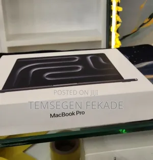 New Laptop Apple MacBook Pro 2025 M5 24GB Apple M5 Pro SSD 1T