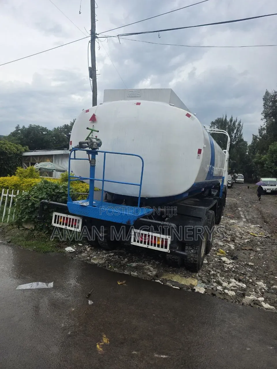Used Faw 2012 Water Track for Sale
