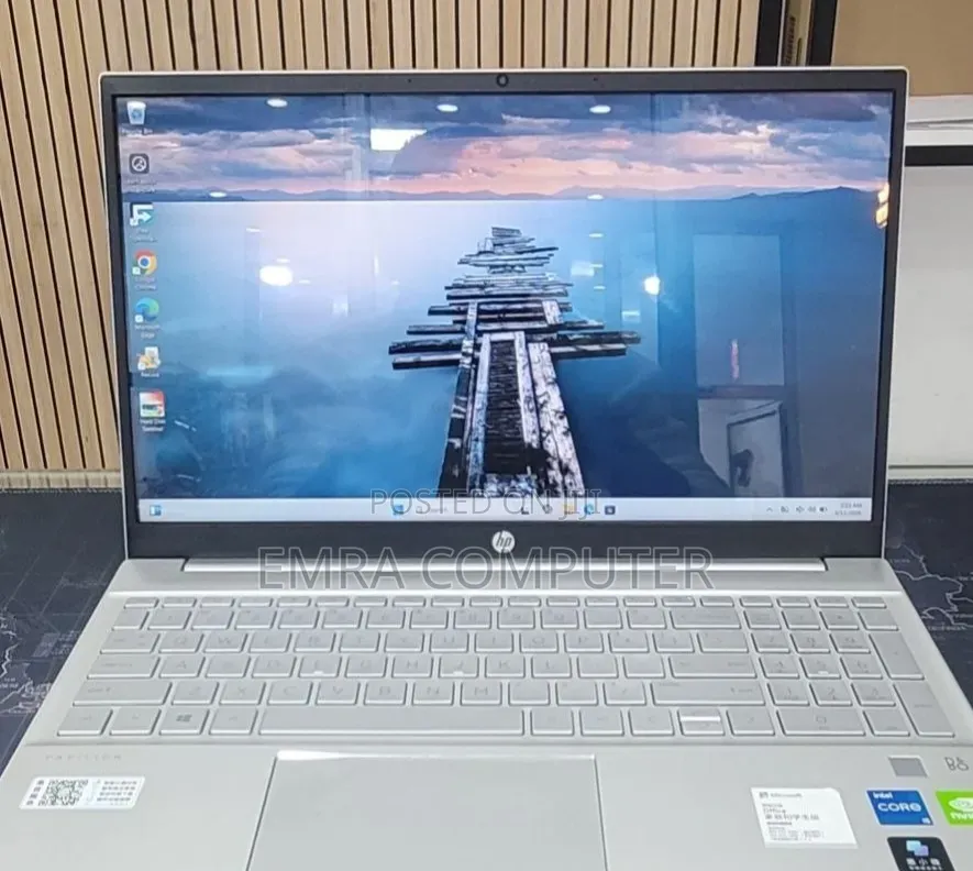 New Laptop HP 16GB Intel Core i5 SSD 512GB
