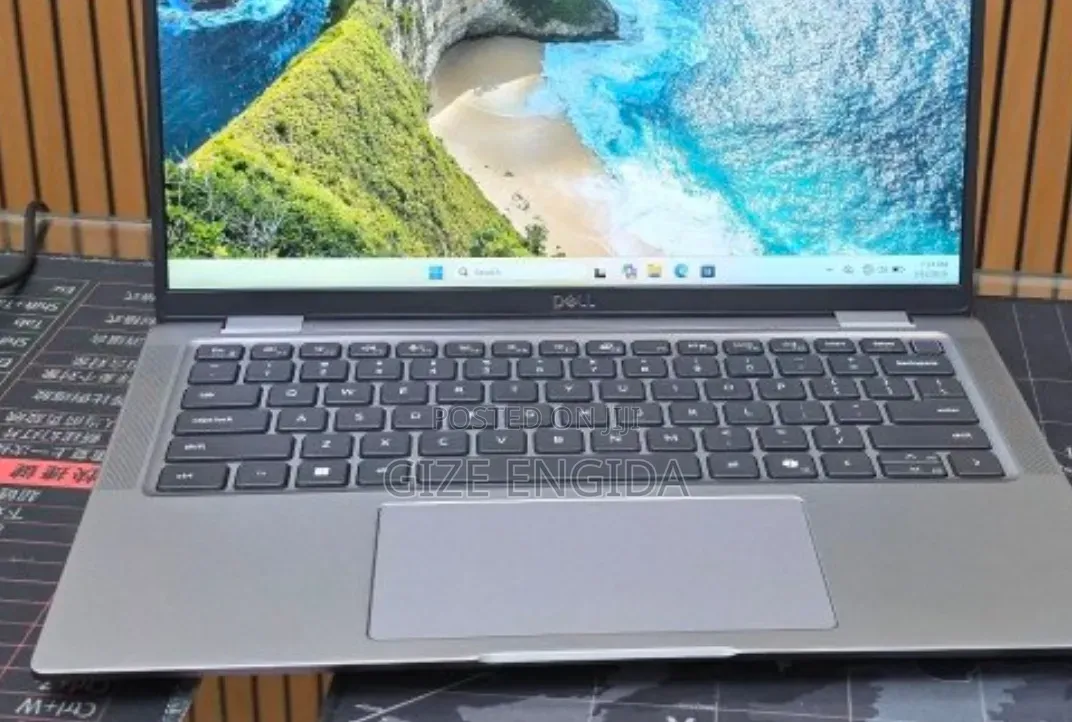 New Laptop Dell Latitude 7450 16GB Intel Core Ultra 7 SSD 512GB